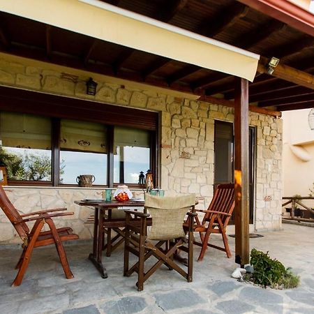 Villa Pino Pueblo Paliouri Bagian luar foto