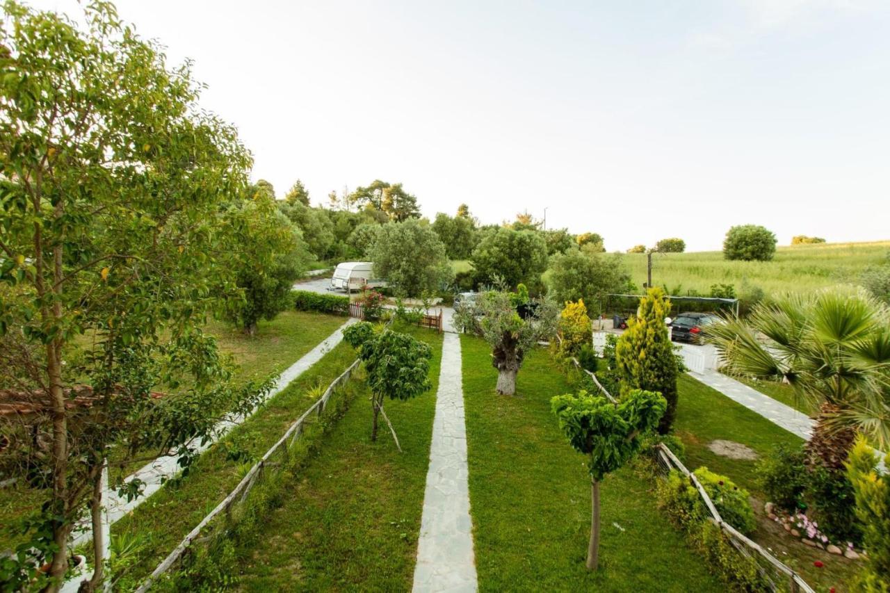 Villa Pino Pueblo Paliouri Bagian luar foto